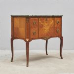 1461 3047 CHEST OF DRAWERS